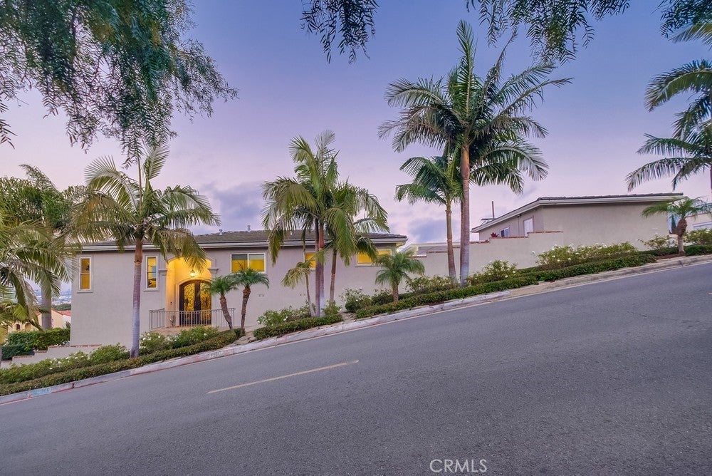 Photo of Listing #SB25143023