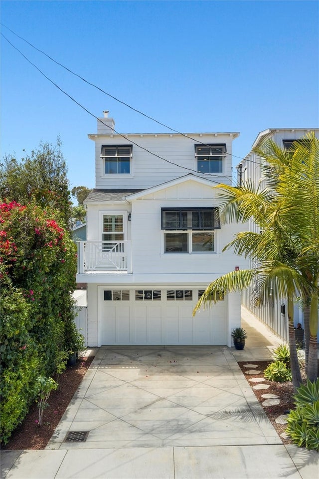 1605 Steinhart Avenue, Redondo Beach.