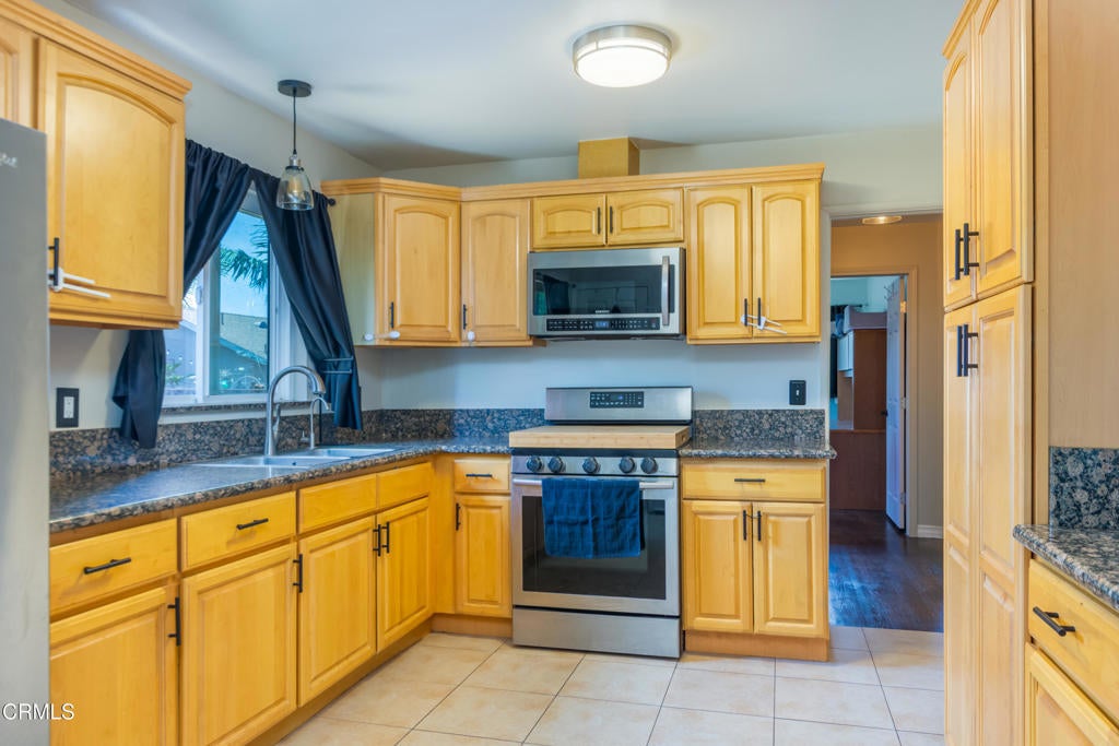 Photo of Listing #V1-31002