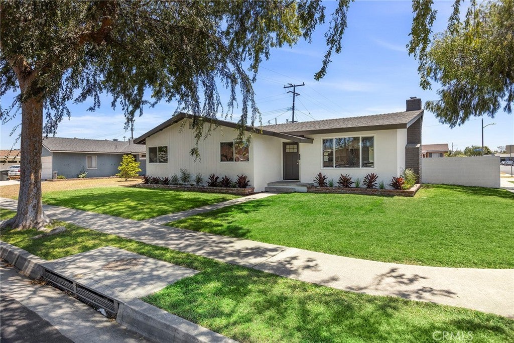 Photo of Listing #OC25120249