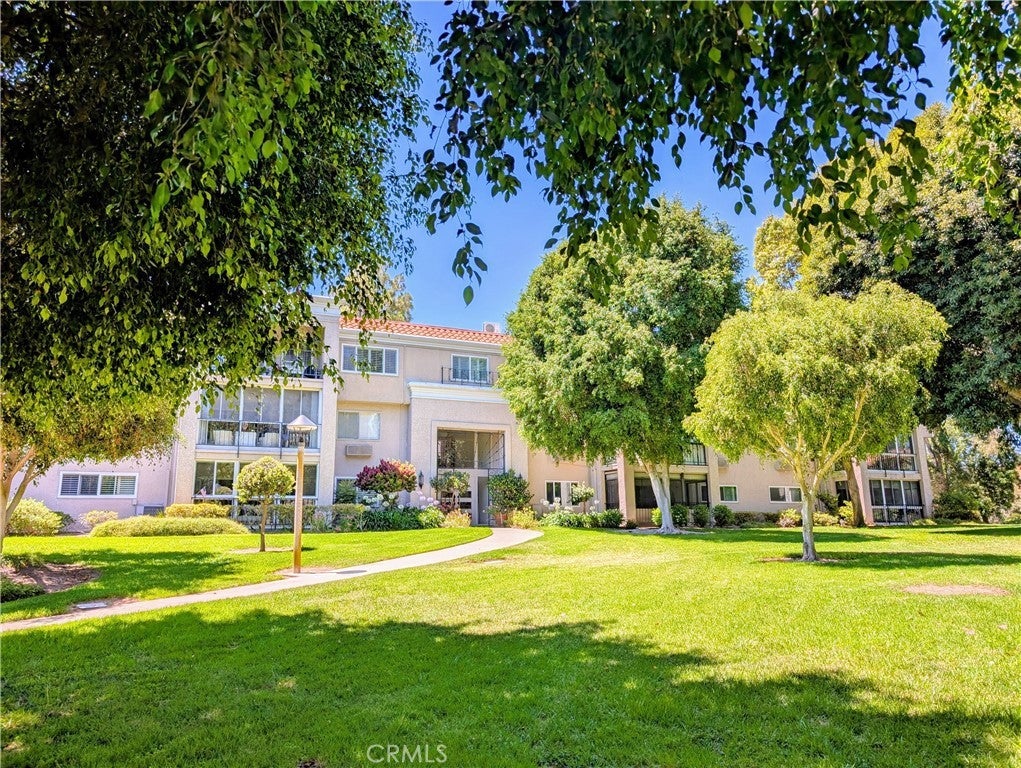 Photo of Listing #OC25142198