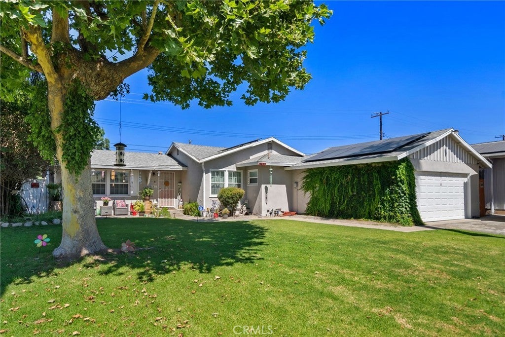 Photo of Listing #IV25152039