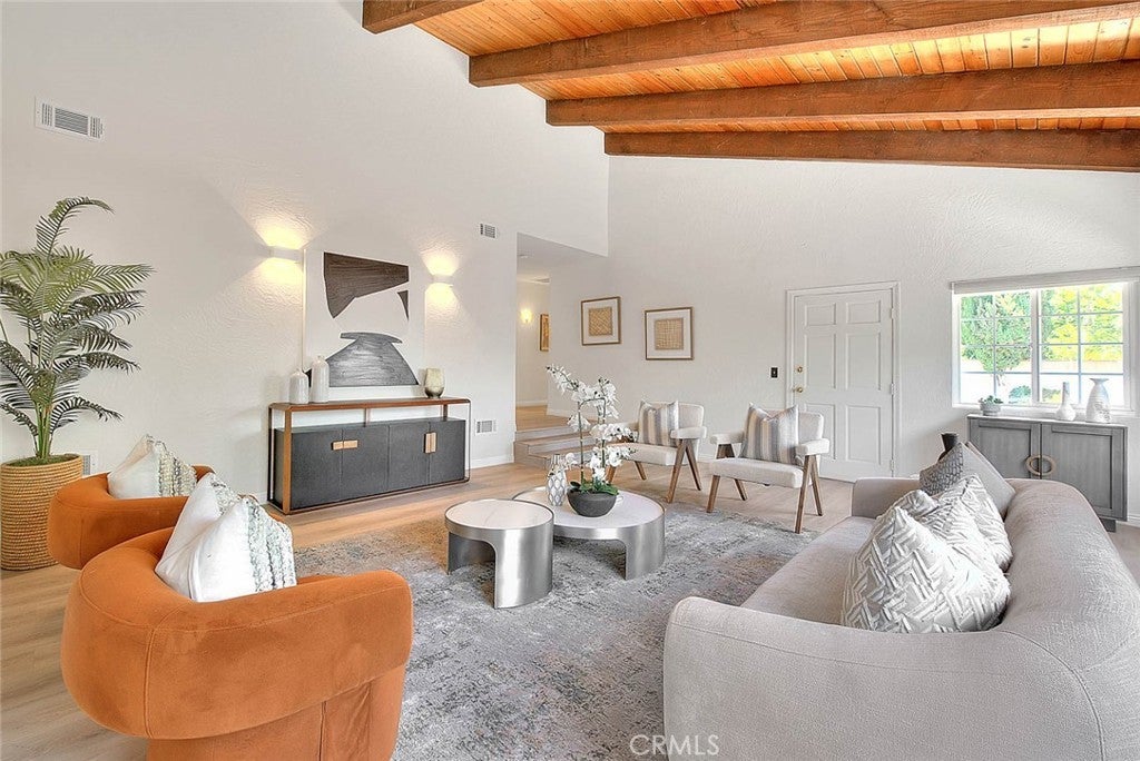 Photo of Listing #AR25152136