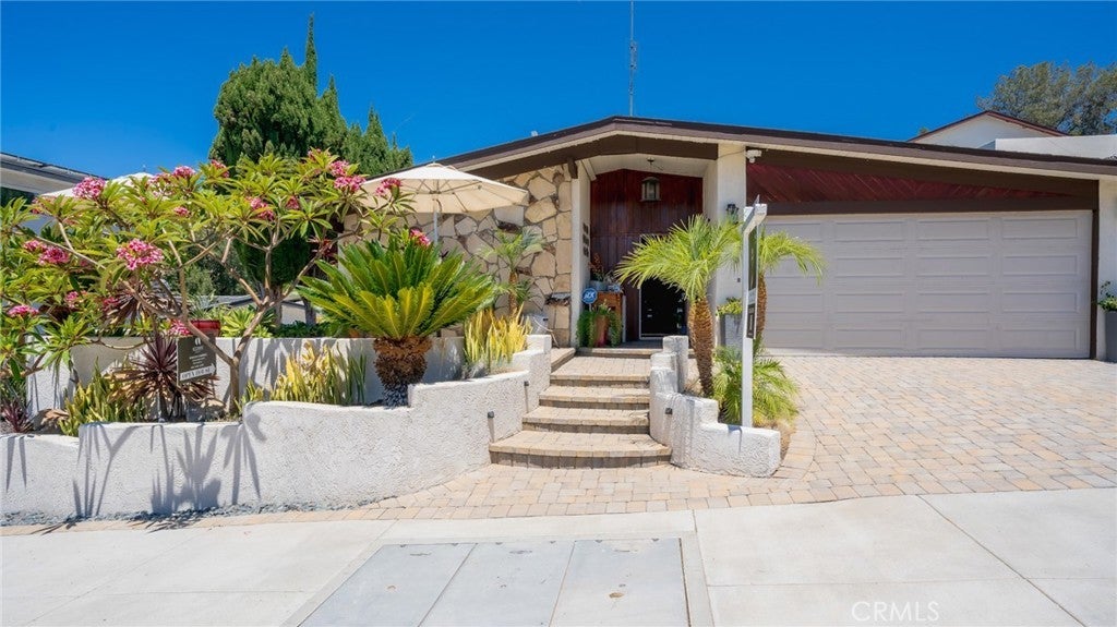 Photo of Listing #PW25152576