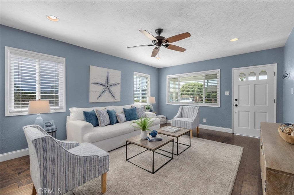 Photo of Listing #SB25151816