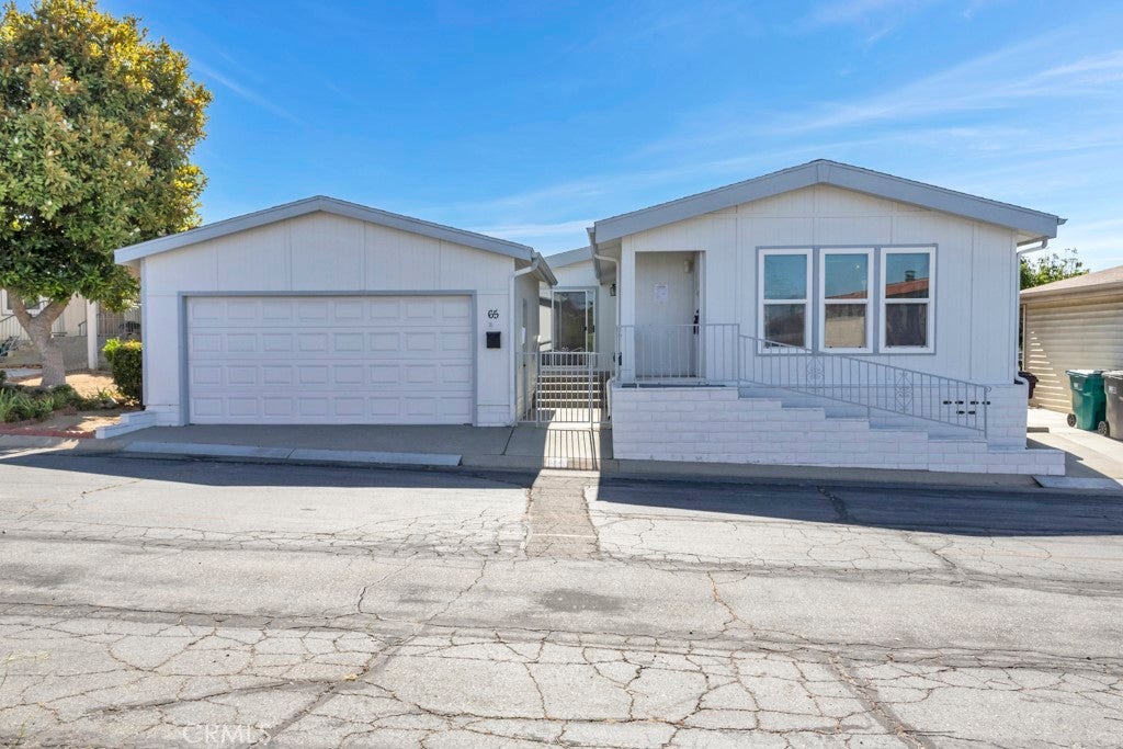 Photo of Listing #OC25152643