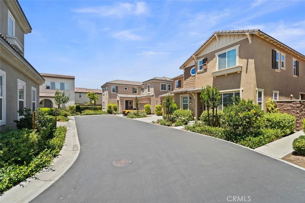 Photo of Listing #WS25148336