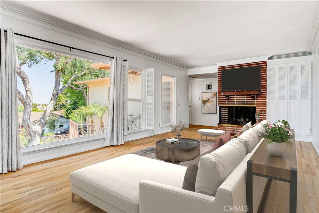 Photo of Listing #SB25150904