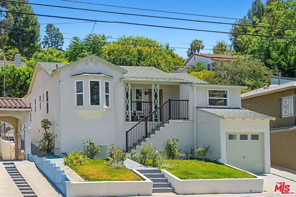 Photo of Listing #25561885