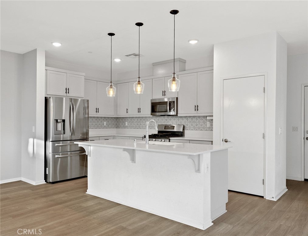 Photo of Listing #SW25148238