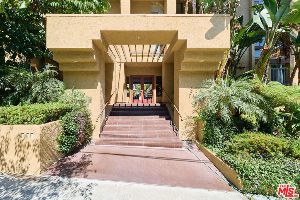 Photo of Listing #25561965