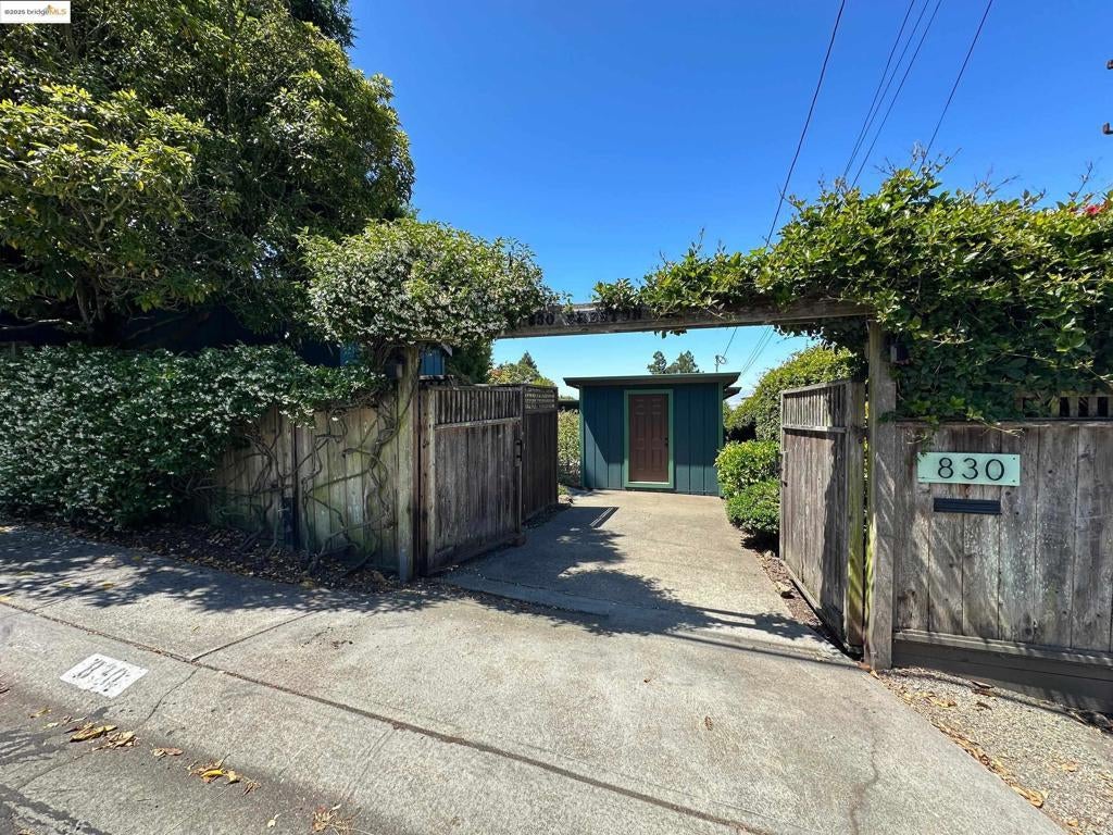 Photo of Listing #41104079