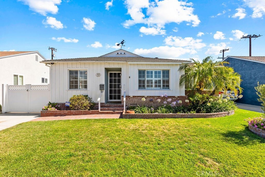 Photo of Listing #OC25151521