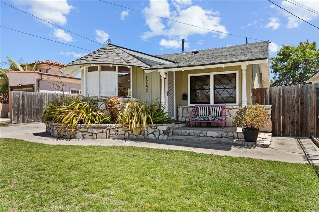 1742 253rd Street