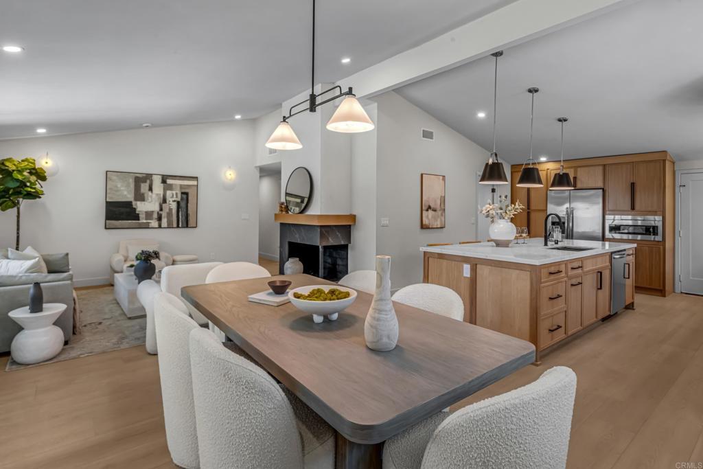 Photo of Listing #PTP2505141