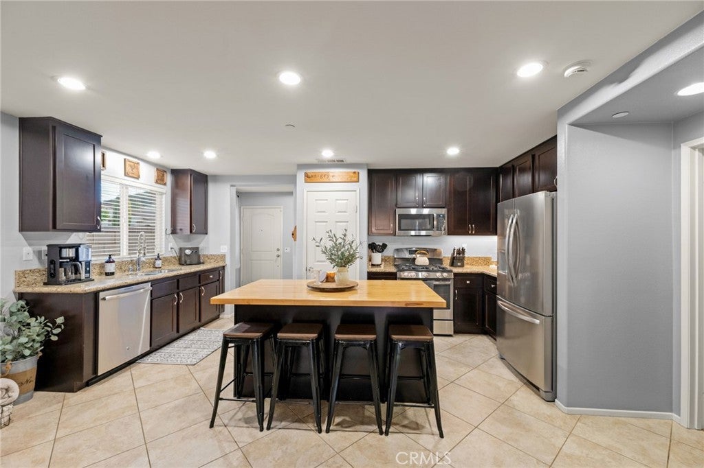 Photo of Listing #SW25151690