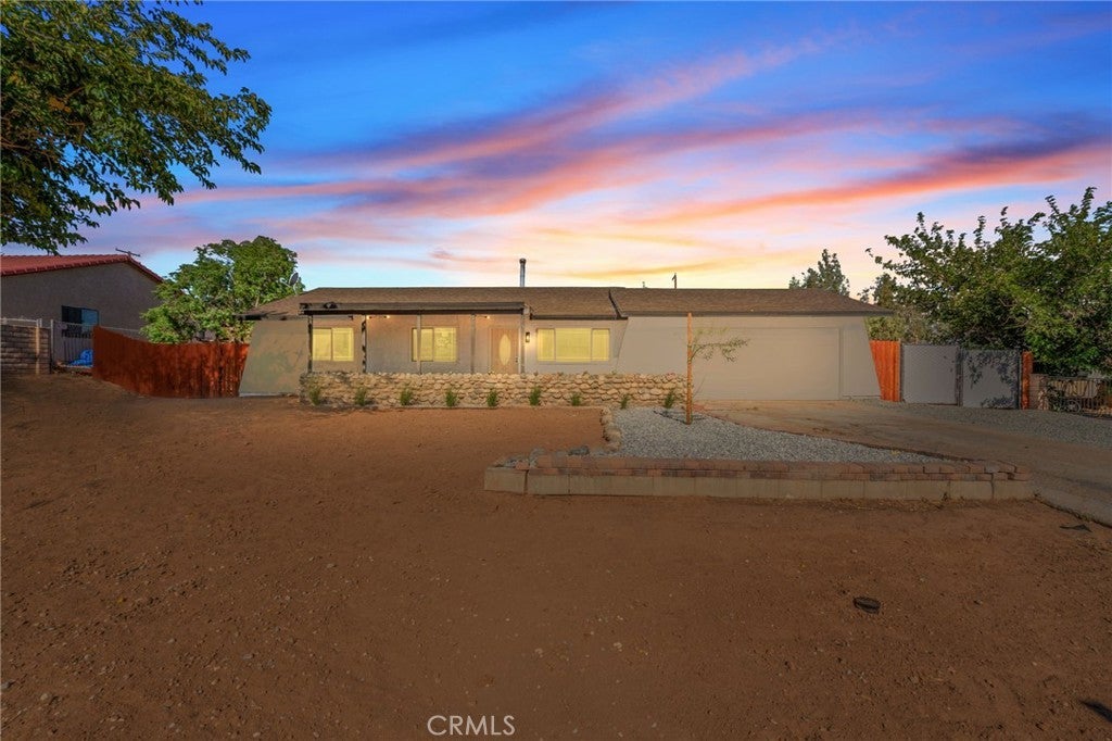 Photo of Listing #IV25153601