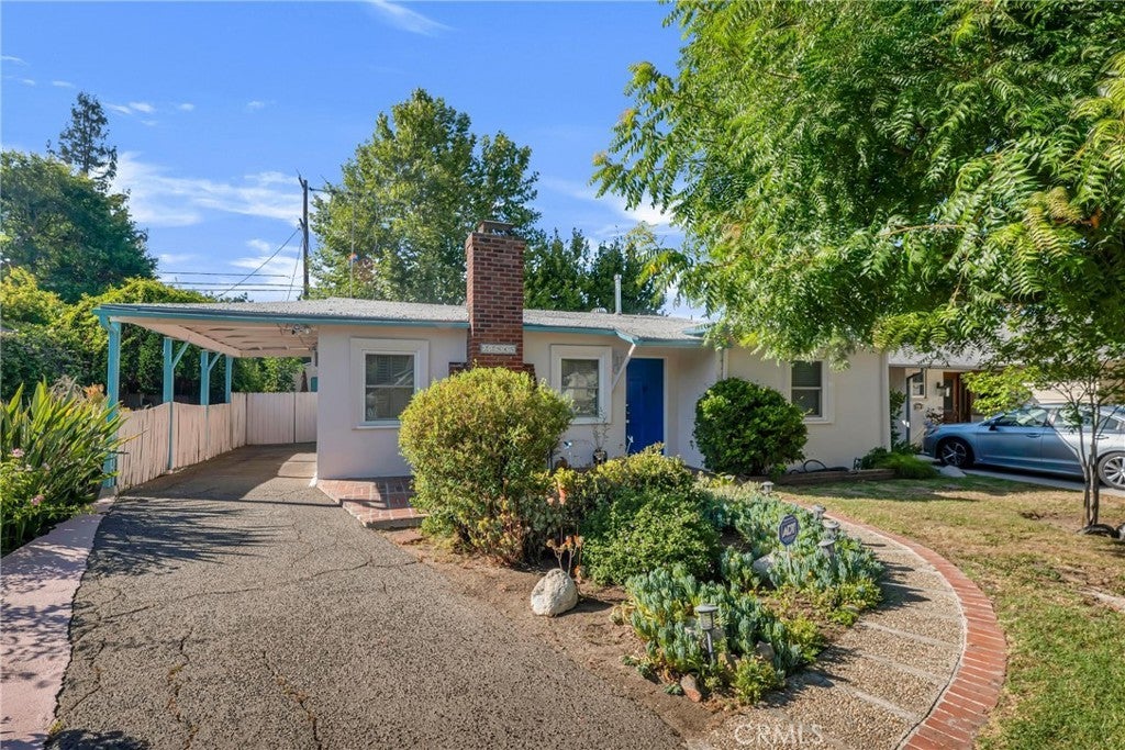 Photo of Listing #SR25153017