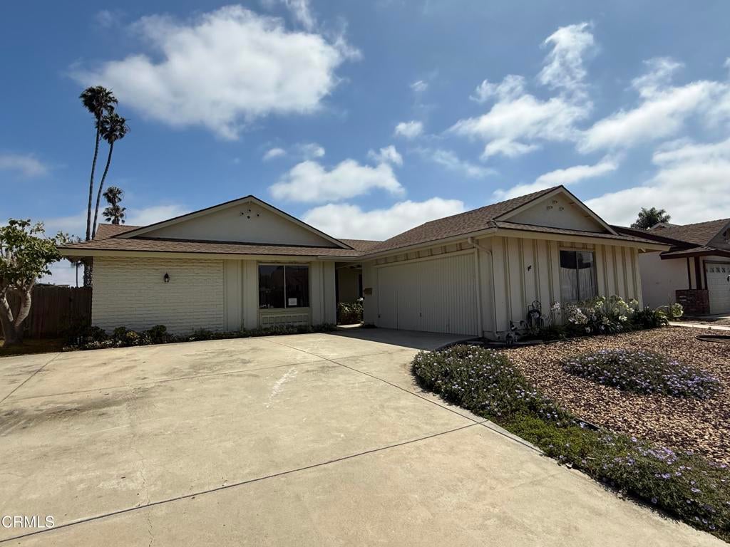 Photo of Listing #V1-31034