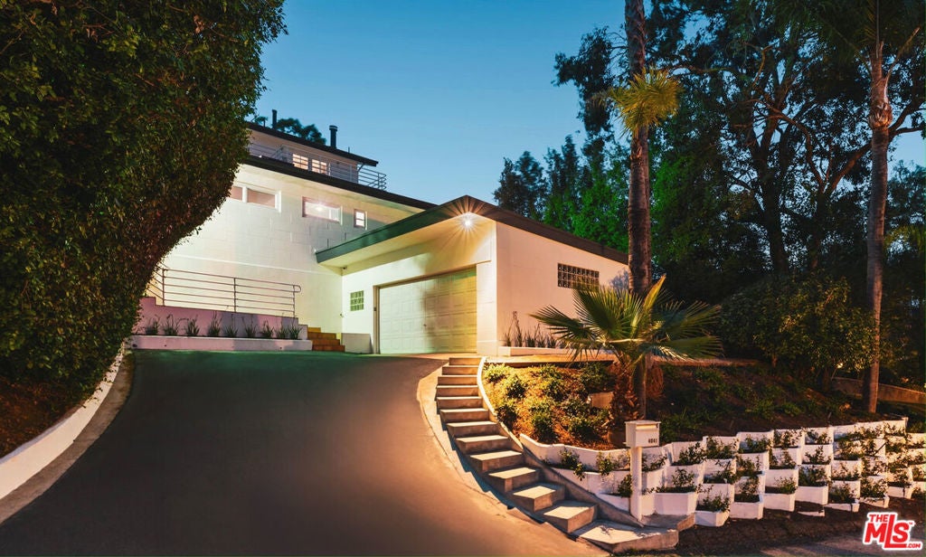 Photo of Listing #25562233