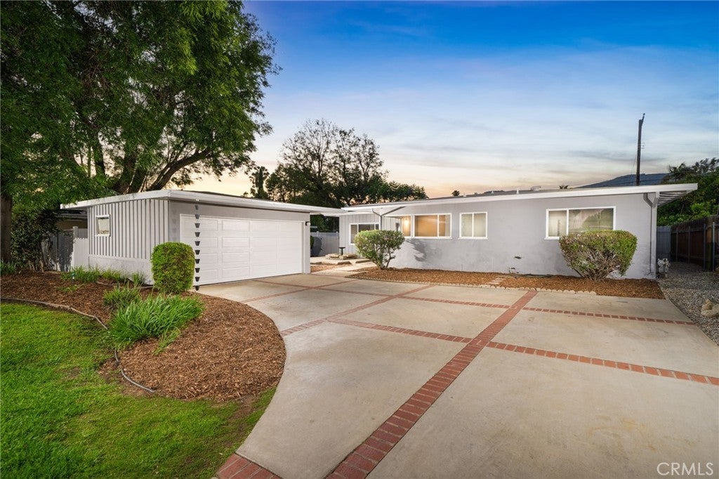 Photo of Listing #CV25147447