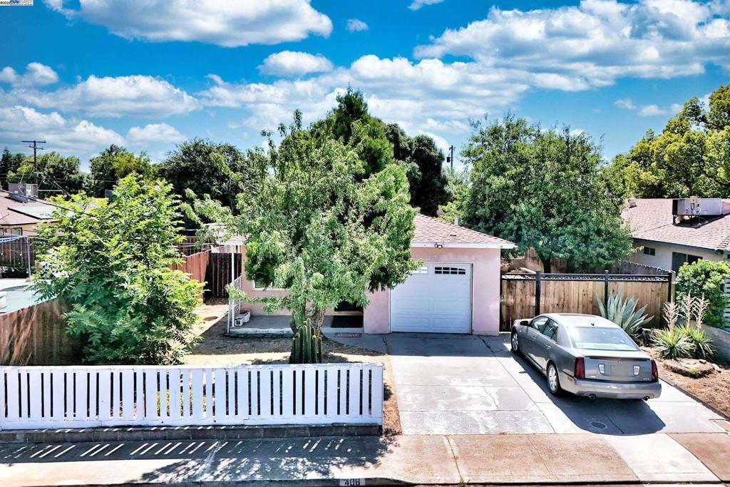 Photo of Listing #41104209