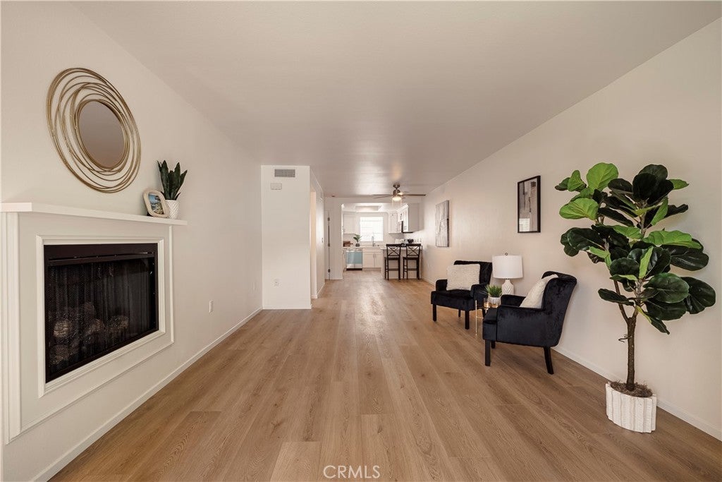 Photo of Listing #SR25149290