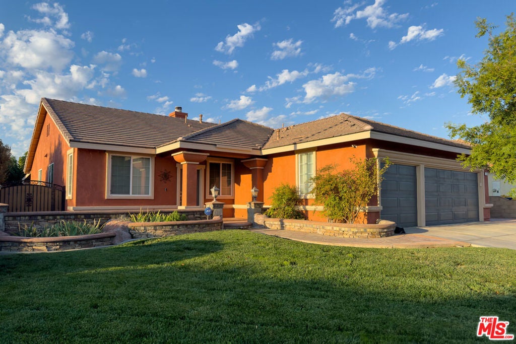 Photo of Listing #25562895