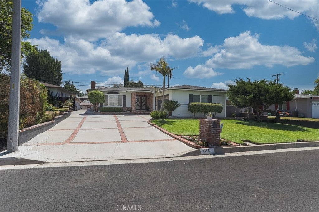 Photo of Listing #BB25154453