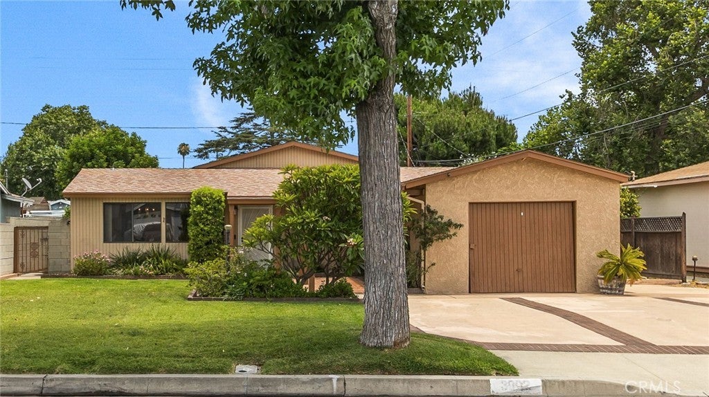 Photo of Listing #CV25154418