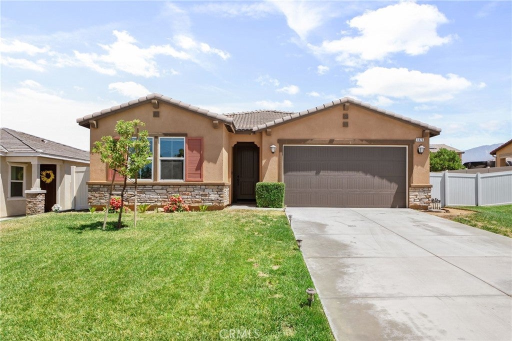 Photo of Listing #CV25154157