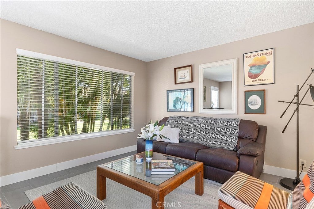 Photo of Listing #PW25154550