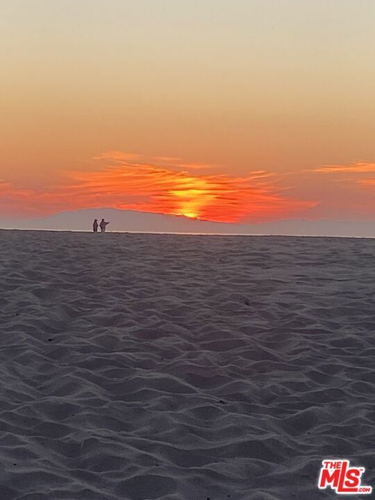 Photo of Listing #25563315