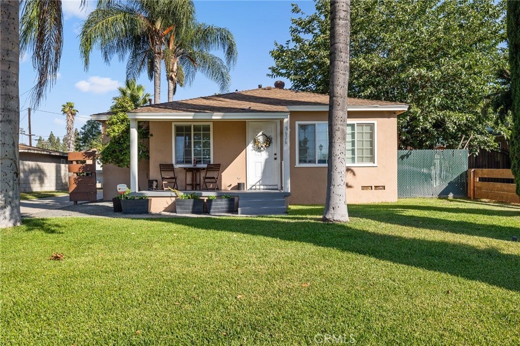 Photo of Listing #IV25116768