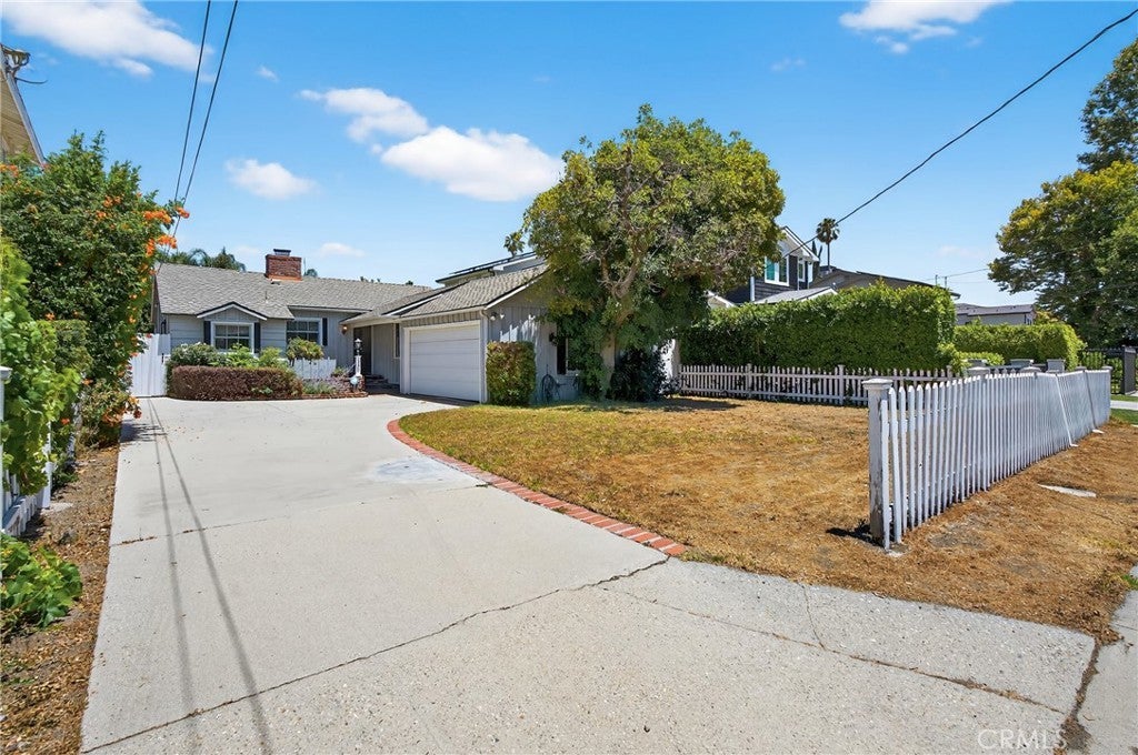 Photo of Listing #SR25144718