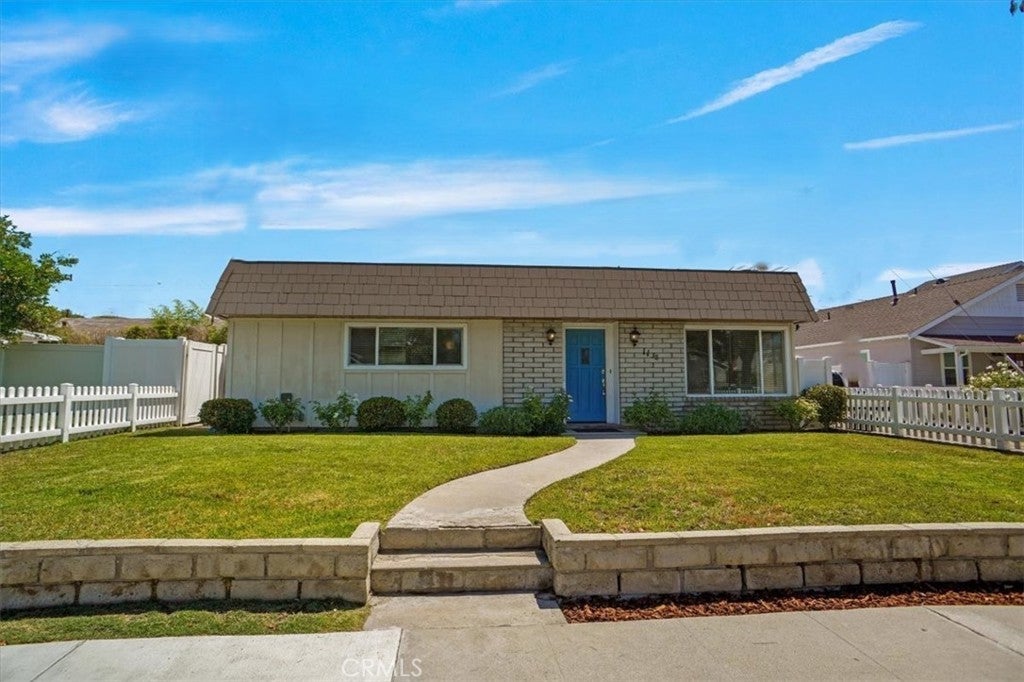 Photo of Listing #SR25153625