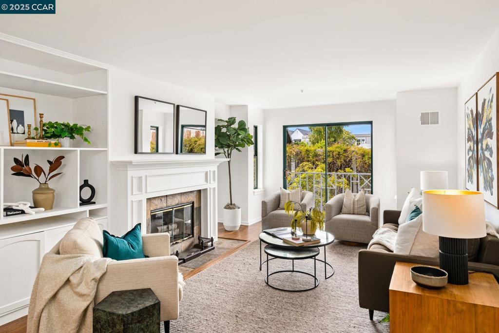 Photo of Listing #41104306