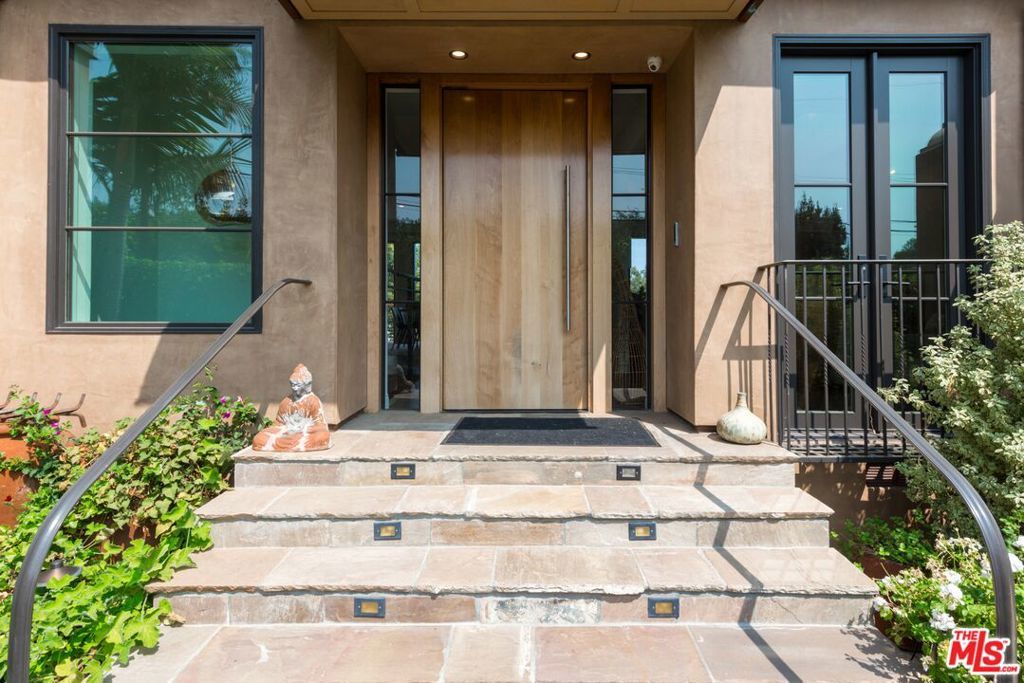 Photo of Listing #25557131