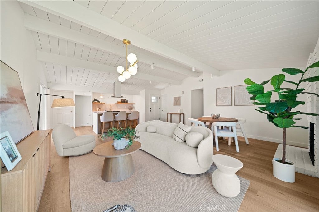 Photo of Listing #AR25151293