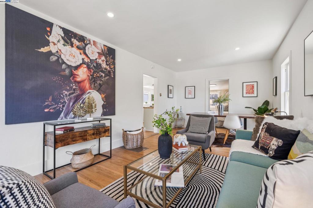 Photo of Listing #41104315