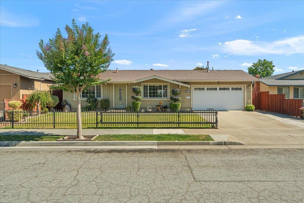 Photo of Listing #ML82013805