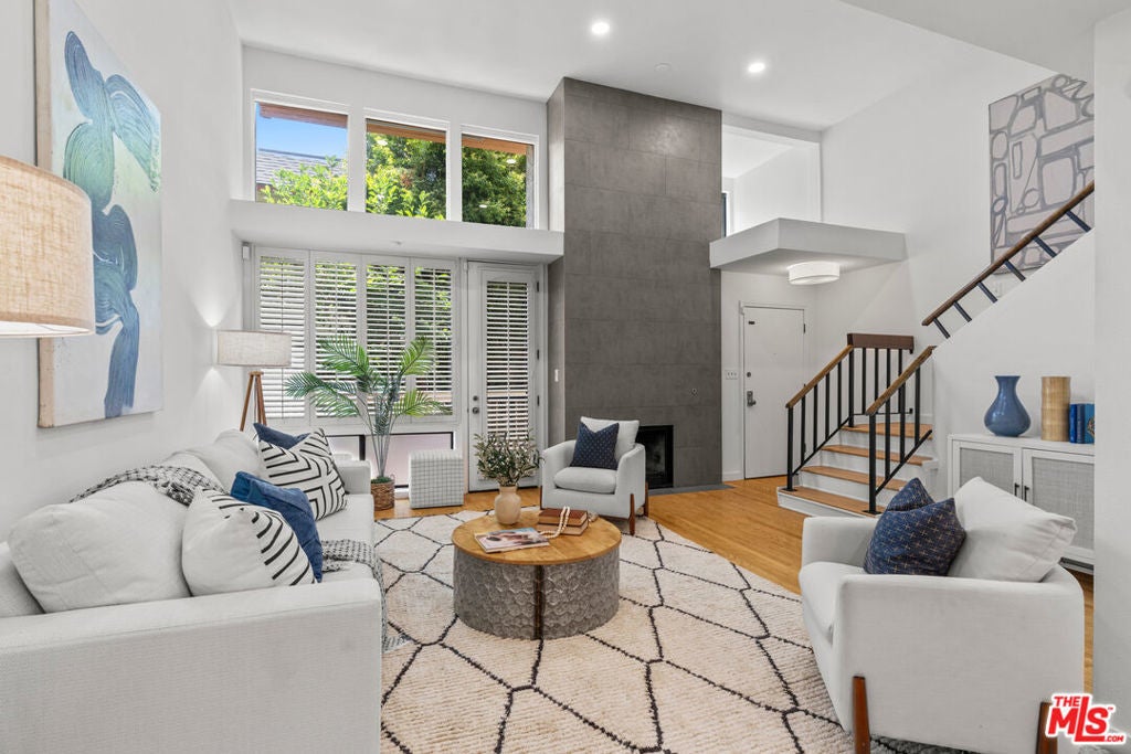 Photo of Listing #25559775