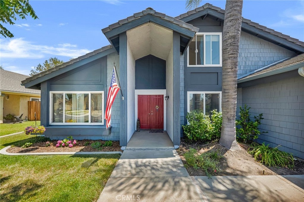 Photo of Listing #SR25151357