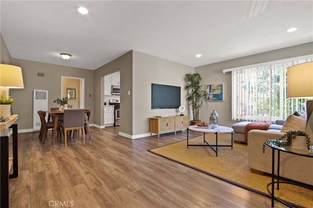 Photo of Listing #PW25152219