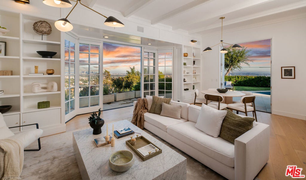 Photo of Listing #25563503