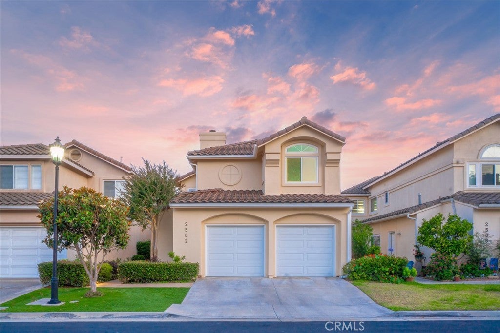 Photo of Listing #SB25147320