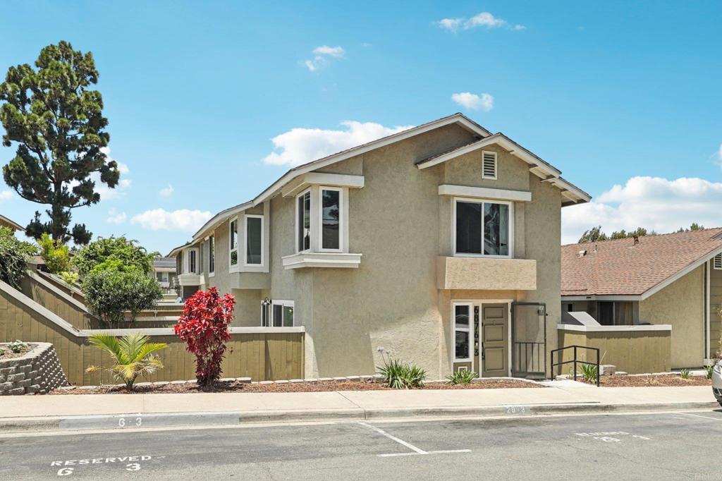 Photo of Listing #PTP2505200