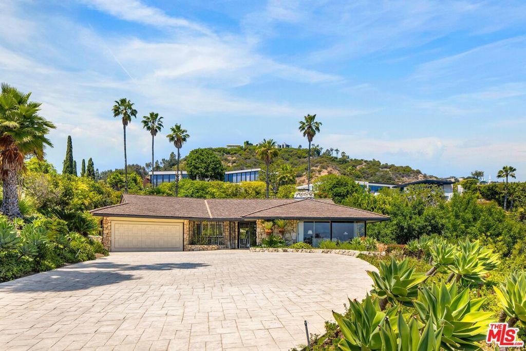 Photo of Listing #25563317