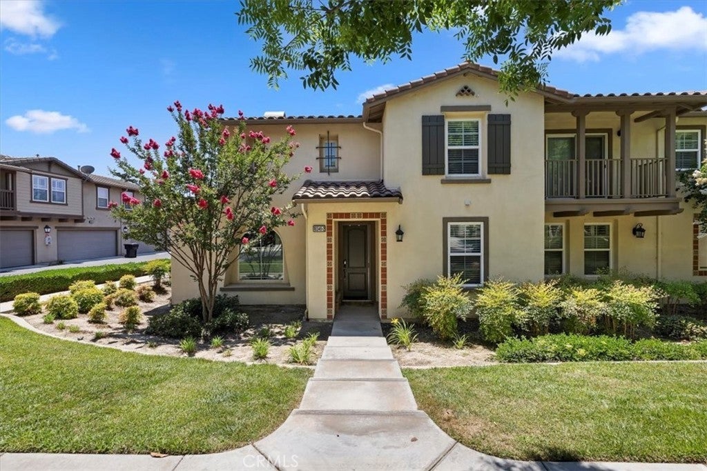 Photo of Listing #IV25154442