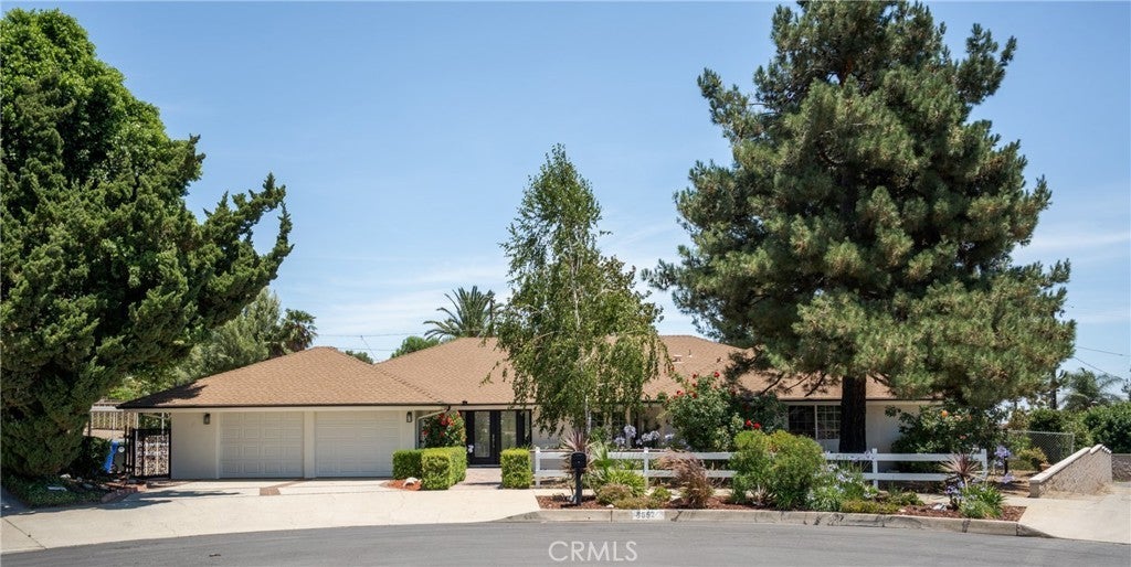 Photo of Listing #CV25155115